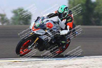 media/Sep-20-2025-TrackDaz (Sat) [[27f0cde673]]/C Group/1140am (Turn 2)/